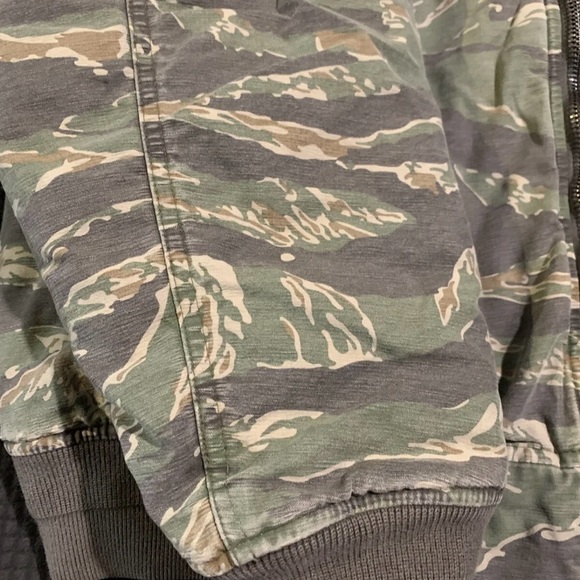 All Saints Vintage Faded Tiger Stripe Camouflage Bomber Jacket Size XL - Picture 5 of 11